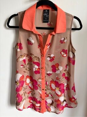 Point Zero Printed Sleeveless Button-Front Top in Coral Floral Size S